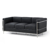 LC2 Sofa - Black